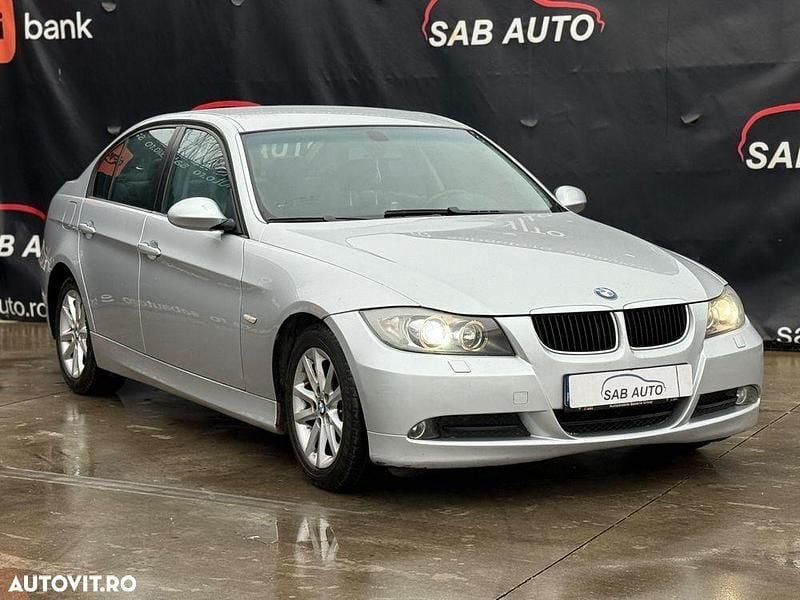 Second-hand BMW 318 Exclusive 143 CP (105 kW) 2008 Culoaregri Berlinǎ