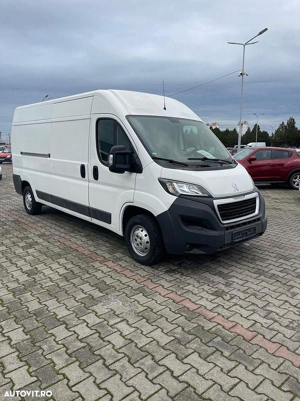 Culoarealb Utilizat 2016 Peugeot Boxer Van | 8.699 EUR - Imagine 1/4