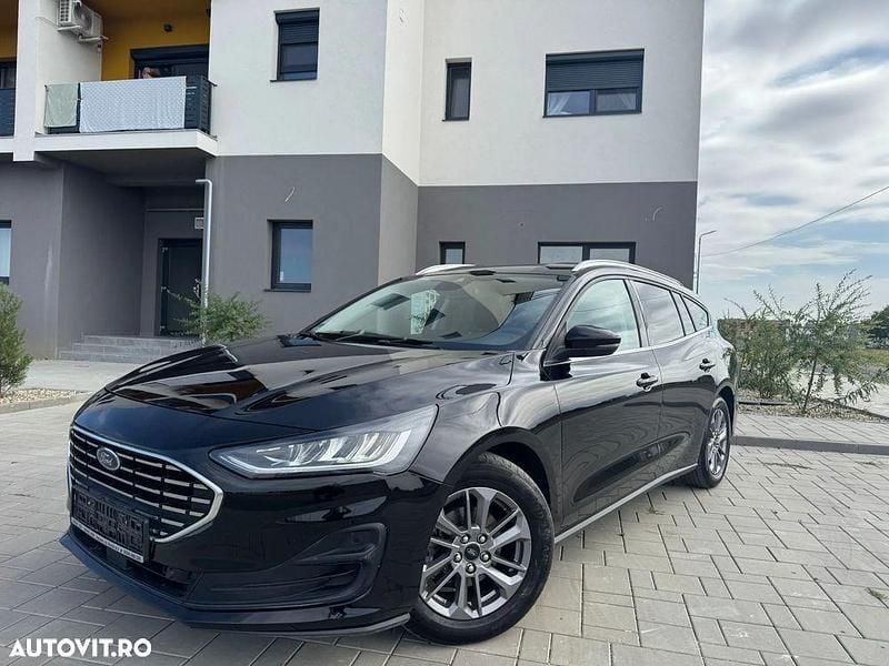 Culoarenegru Utilizat 2023 Ford Focus Titanium Break | 12.999 EUR (Preț OK) - Imagine 1/4