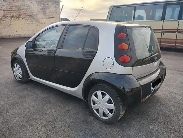 Second-hand Smart ForFour 95 CP (69 kW) 2005 Negru Hatchback