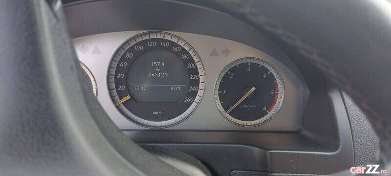 Second-hand Mercedes C200 200 CP (147 kW) 2009 Berlinǎ