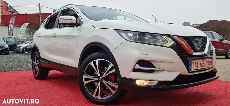Culoarealb Utilizat 2018 Nissan Qashqai 360º SUV | 13.500 EUR (Preț OK) - Imagine 1/4