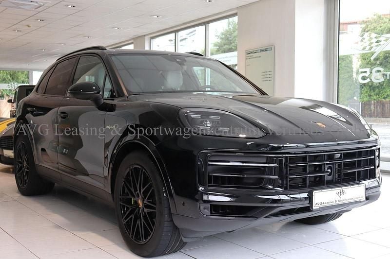Negru Utilizat 2024 Porsche Cayenne SUV | 112.366 EUR - Imagine 1/1