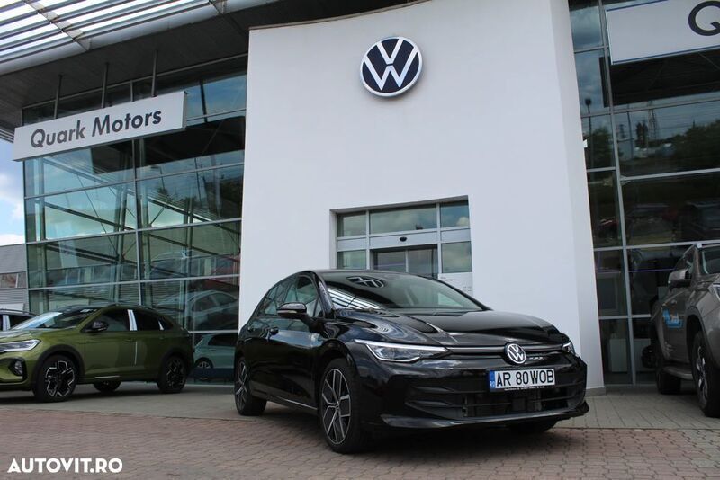 Negru Utilizat 2025 VW Golf VIII Life Hatchback | 29.750 EUR (Preț OK) - Imagine 1/4