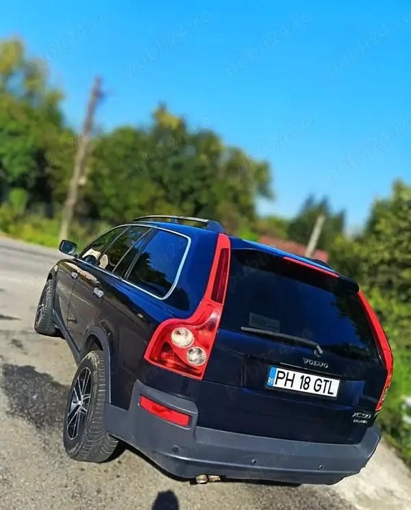 Utilizat 2004 Volvo XC90 SUV | 3.000 EUR (Preț bun) - Imagine 1/4