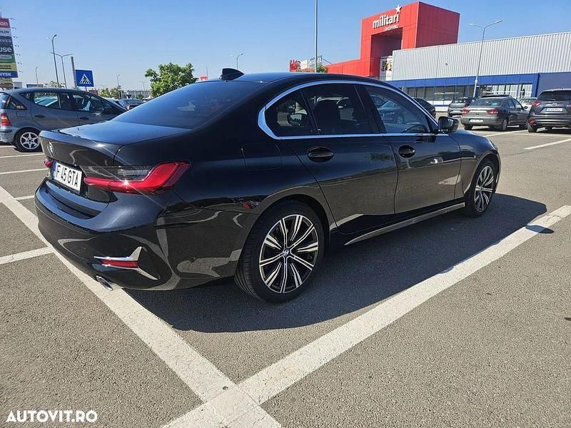 Culoarenegru Utilizat 2021 BMW 320 Comfort Edition Berlinǎ | 25.700 EUR (Preț OK) - Imagine 1/4