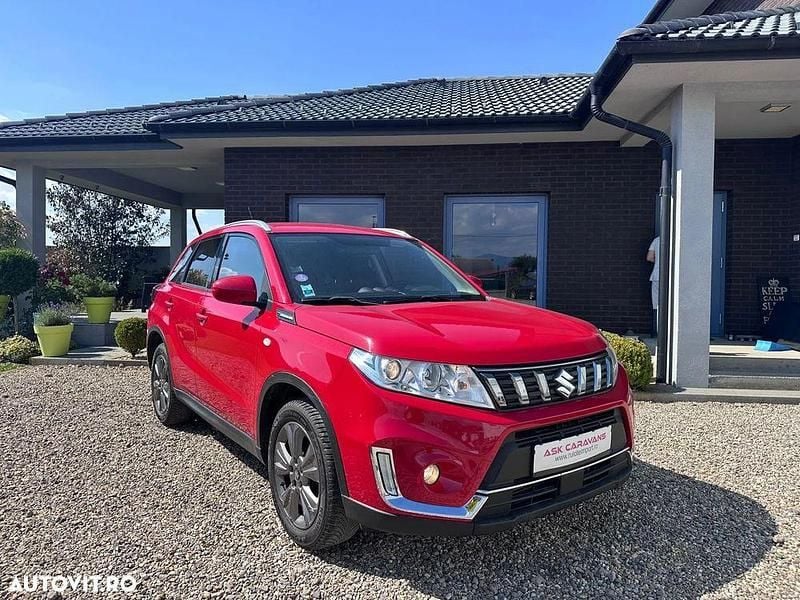 Rosu Utilizat 2019 Suzuki Vitara Comfort SUV | 11.499 EUR - Imagine 1/4