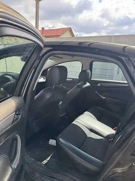 Second-hand Ford Mondeo 120 CP (88 kW) 2007 Berlinǎ