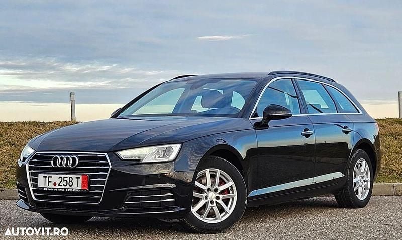 Second-hand Audi A4 Design 150 CP (110 kW) 2017 Culoarenegru Break