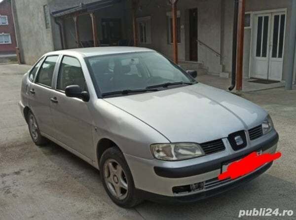 Utilizat 2002 Seat Cordoba Berlinǎ | 999 EUR - Imagine 1/3