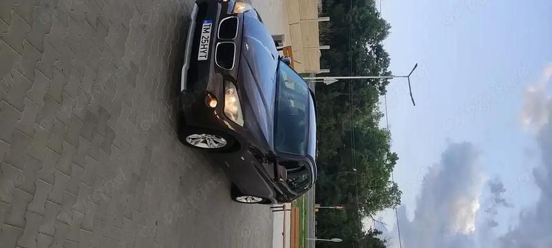 Utilizat 2010 BMW X1 SUV | 6.999 EUR (Preț OK) - Imagine 1/4