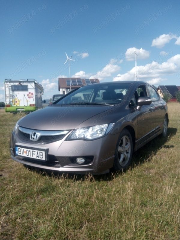 Utilizat 2008 Honda Civic Berlinǎ | 2.000 EUR (Preț OK) - Imagine 1/4
