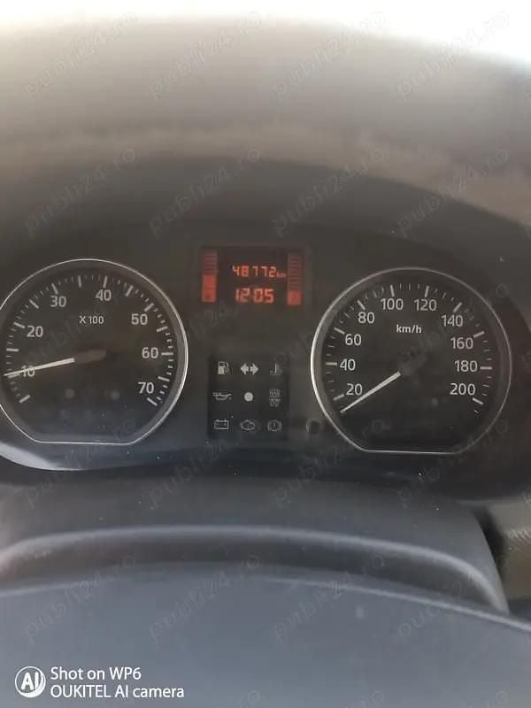 Utilizat 2010 Dacia Logan Berlinǎ | 3.100 EUR (Preț OK) - Imagine 1/4