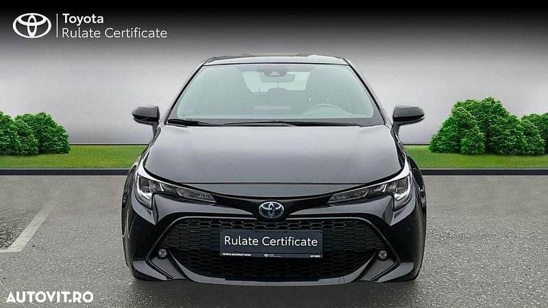 Second-hand Toyota Corolla 180 CP (132 kW) 2021 Culoarenegru Hatchback