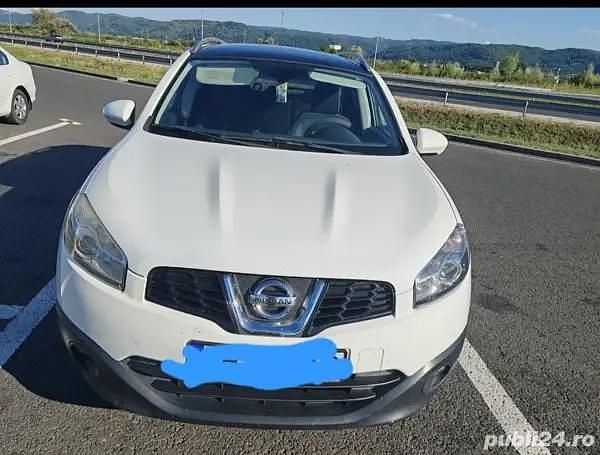 Alb Utilizat 2010 Nissan Qashqai +2 SUV | 6.500 EUR - Imagine 1/4