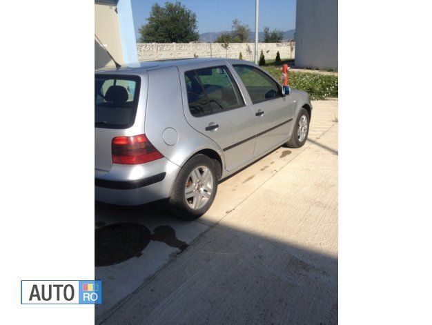 Second-hand VW Golf IV 75 CP (55 kW) 2003 Gri Hatchback