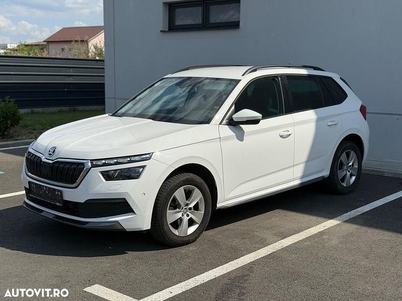 Alb Utilizat 2020 Skoda Kamiq Style SUV | 17.490 EUR (Preț bun) - Imagine 1/4