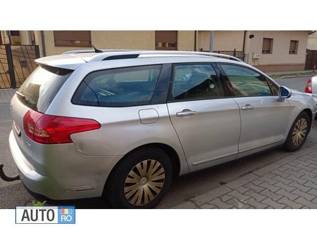 Argintiu Utilizat 2009 Citroën C5 Comfort Break | 2.550 EUR (Preț OK) - Imagine 1/4