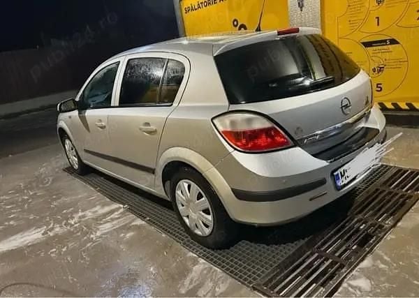 Second-hand Opel Astra 116 CP (85 kW) 2005 Hatchback
