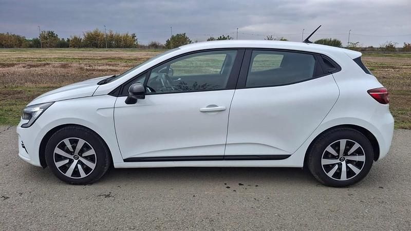 Second-hand Renault Clio V 145 CP (106 kW) 2022 Hatchback
