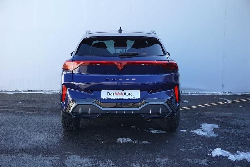 Nouă Cupra Terramar 150 CP (110 kW) 2025 Albastru mediu  normal SUV