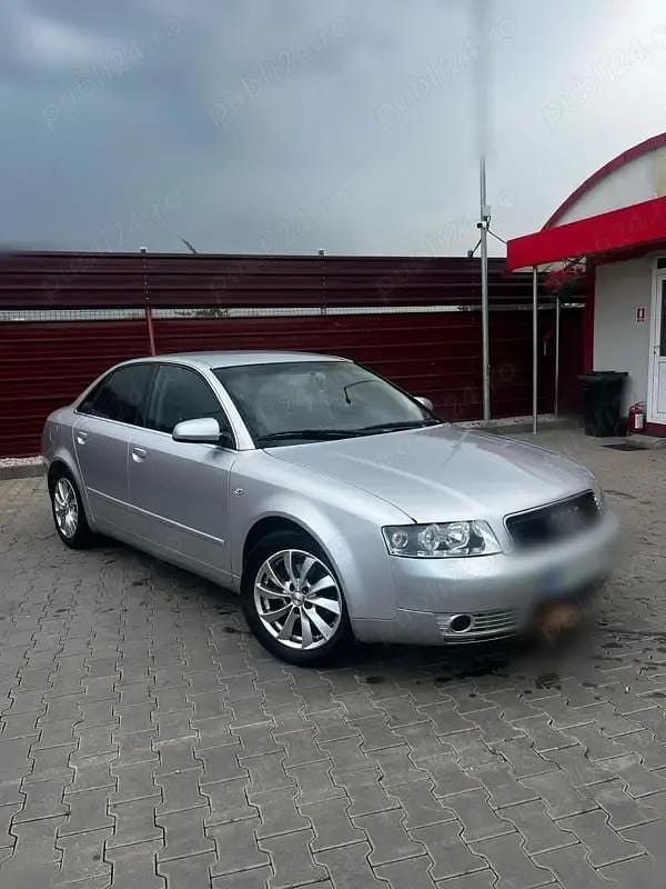 Utilizat 2003 Audi A4 Berlinǎ | 2.000 EUR (Preț OK) - Imagine 1/4