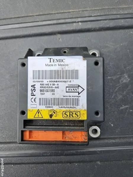 Second-hand Citroën C3 Pluriel 109 CP (80 kW) 2003 Bej Cabrio