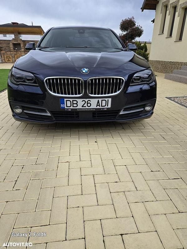 Albastru Utilizat 2015 BMW 530 Comfort Edition Berlinǎ | 14.499 EUR (Super Preț) - Imagine 1/4