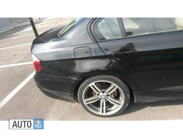 Second-hand BMW 320 163 CP (119 kW) 2007 Negru Berlinǎ