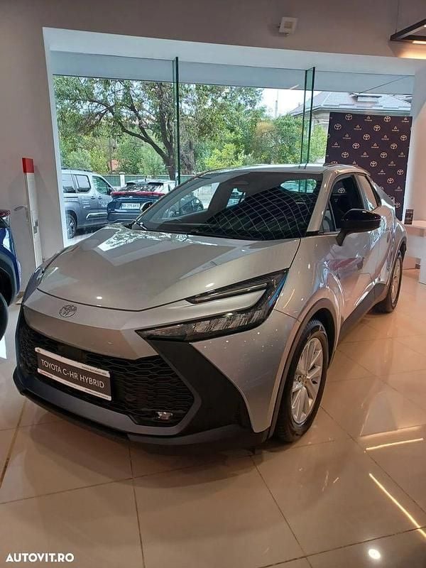 Culoareargint Nouă 2025 Toyota C-HR SUV | 30.860 EUR (Preț OK) - Imagine 1/4