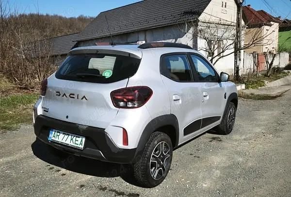 Second-hand Dacia Spring Extreme 47 kW (65 CP) 2024 Argintiu Hatchback