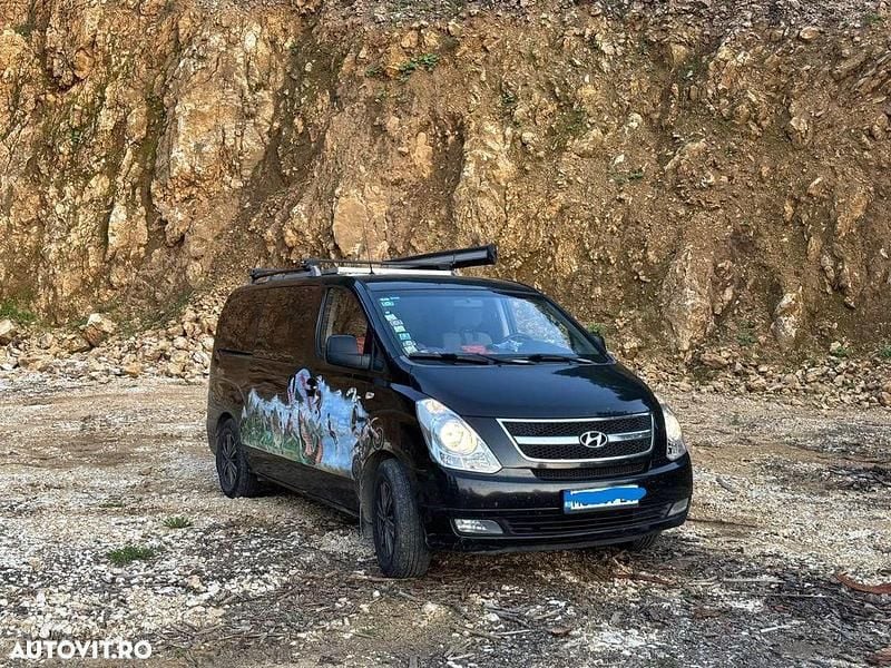 Culoarenegru Utilizat 2009 Hyundai H-1 Van | 5.500 EUR (Super Preț) - Imagine 1/4