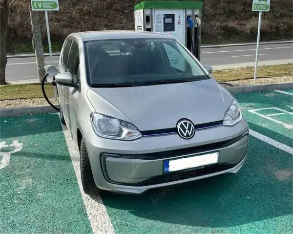 Argintiu Utilizat 2022 VW e-up! Hatchback | 12.800 EUR - Imagine 1/4