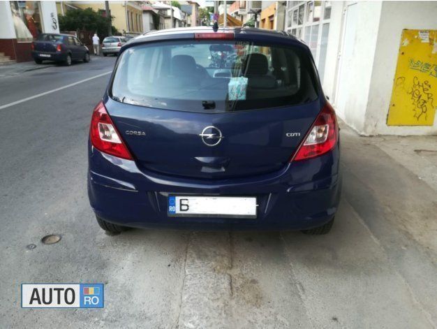 Albastru Utilizat 2007 Opel Corsa | 2.600 EUR (Preț OK) - Imagine 1/4