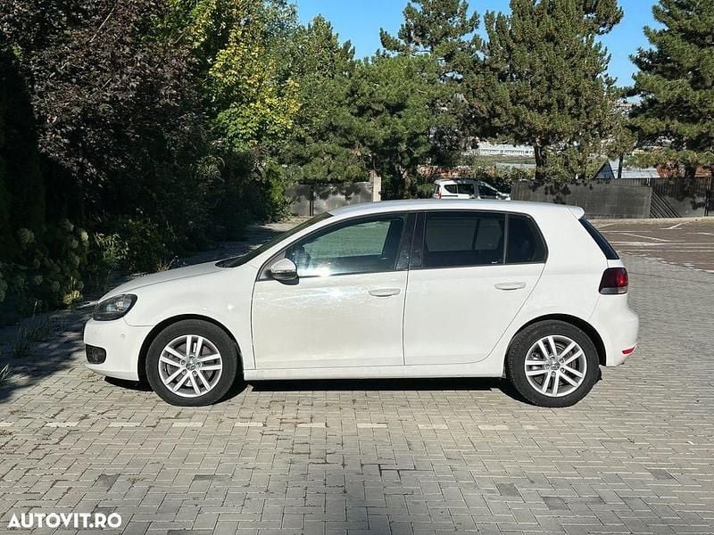 Culoarealb Utilizat 2009 VW Golf VI Highline Hatchback | 4.900 EUR (Preț OK) - Imagine 1/4