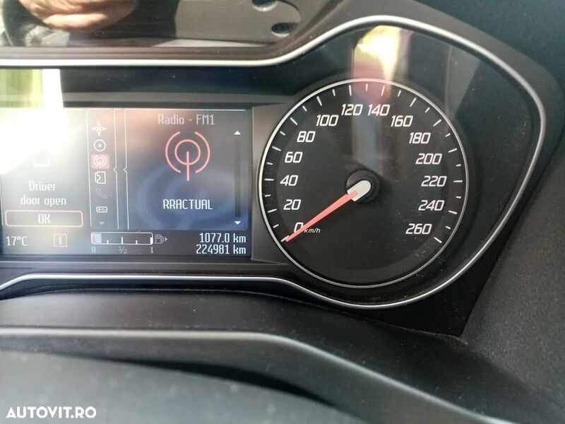 Bej Utilizat 2012 Ford Mondeo Break | 4.850 EUR (Preț OK) - Imagine 1/4