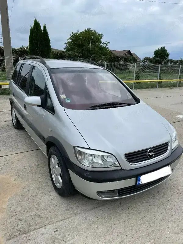 Utilizat 2001 Opel Zafira Monovolum | 2.100 EUR - Imagine 1/4