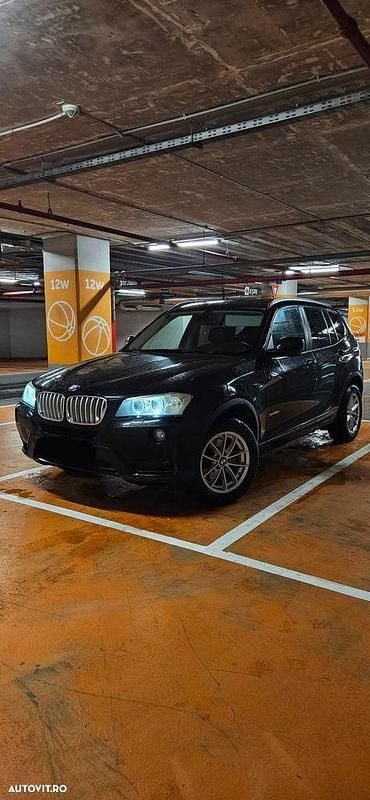 Culoarenegru Second-hand 2011 BMW X3 Sport Line SUV | 8.750 EUR (Preț OK) - Imagine 1/4