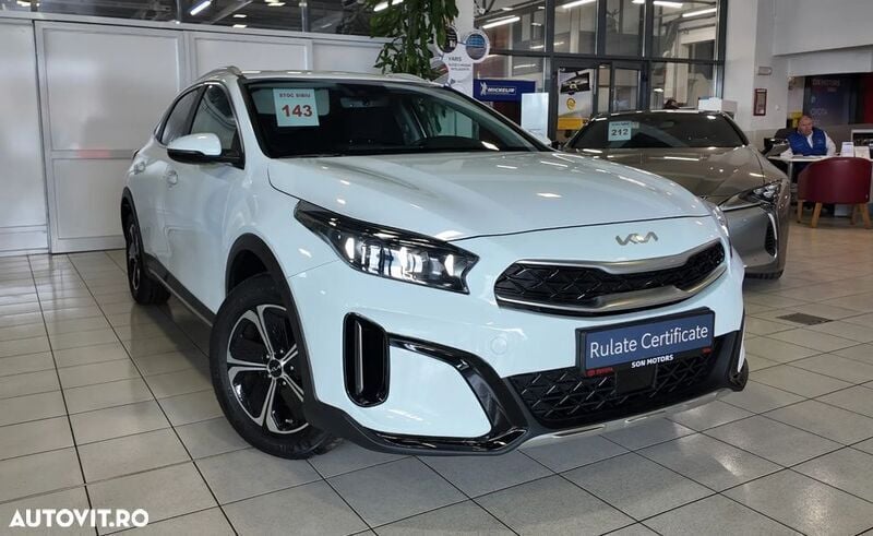 Alb Utilizat 2022 Kia XCeed Vision SUV | 23.900 EUR (Preț OK) - Imagine 1/4
