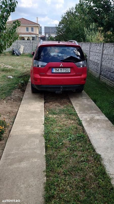 Culoarerosu Utilizat 2007 Mitsubishi Outlander Instyle SUV | 4.200 EUR (Preț OK) - Imagine 1/4