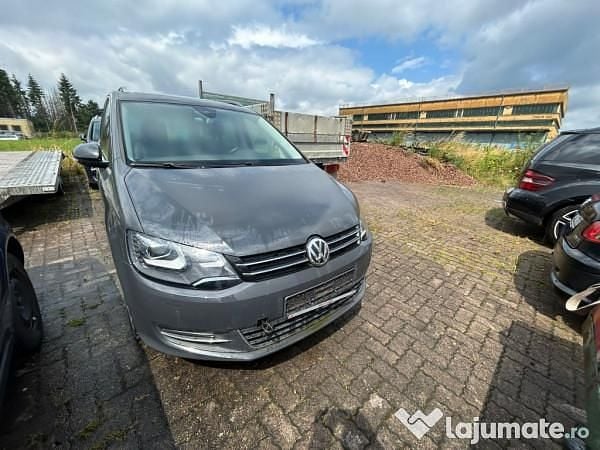 Utilizat 2019 VW Sharan Monovolum | 6.990 EUR (Super Preț) - Imagine 1/4