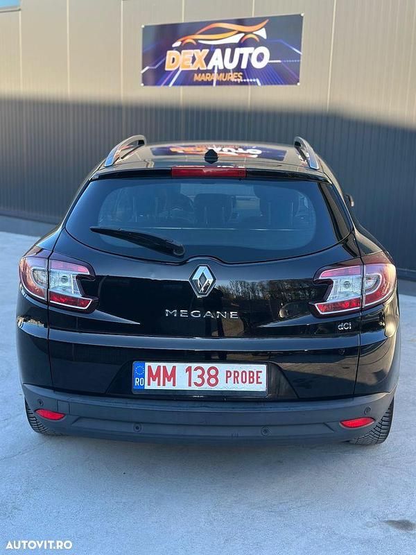 Second-hand Renault Mégane GrandTour Dynamique 110 CP (80 kW) 2014 Culoarenegru Break