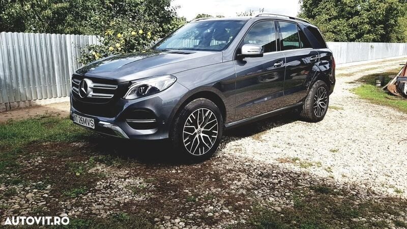 Gri Utilizat 2019 Mercedes GLE250 AMG line SUV | 34.300 EUR - Imagine 1/4
