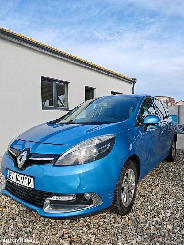 Culoarealbastru Utilizat 2014 Renault Scénic III Expression Monovolum | 6.990 EUR (Preț OK) - Imagine 1/4