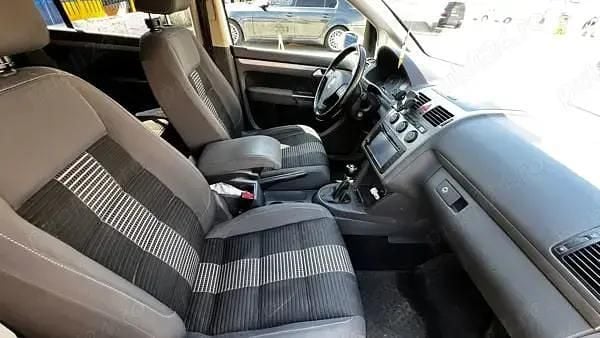 Second-hand VW Touran United 105 CP (77 kW) 2008 Monovolum