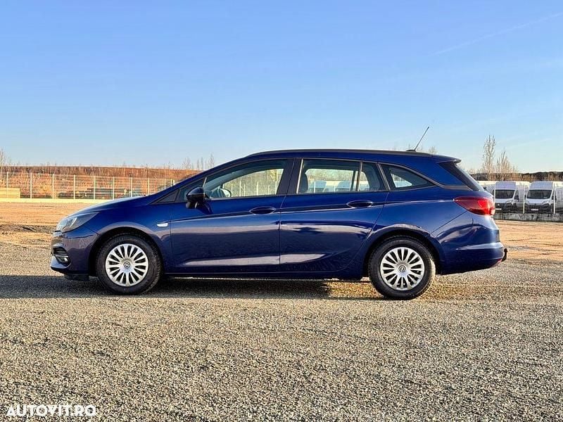Second-hand Opel Astra Business Edition 122 CP (89 kW) 2022 Culoarealbastru Break
