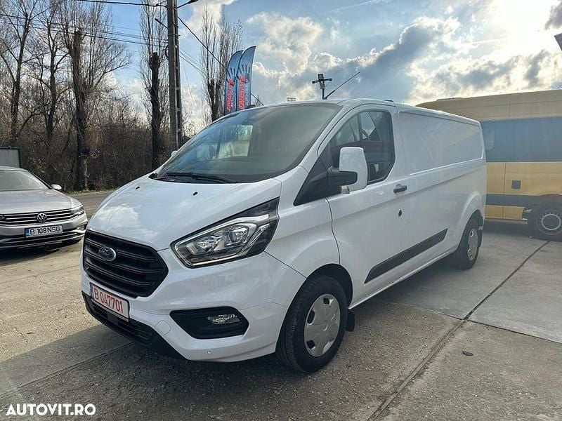 Culoarealb Second-hand 2019 Ford Transit Custom Trend Monovolum | 16.990 EUR (Preț bun) - Imagine 1/4