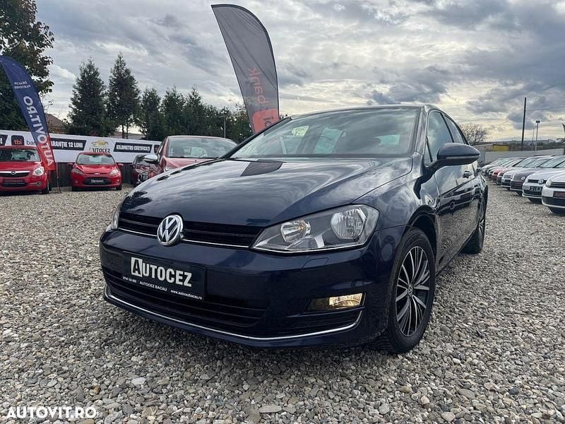 Second-hand VW Golf VII Allstar 125 CP (91 kW) 2017 Culoarealbastru Hatchback