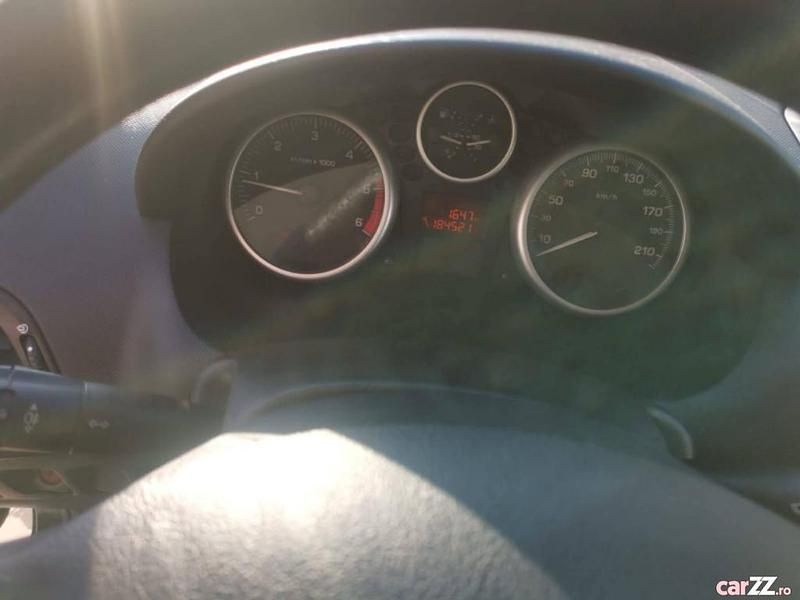 Second-hand Peugeot 206+ 2011 Hatchback