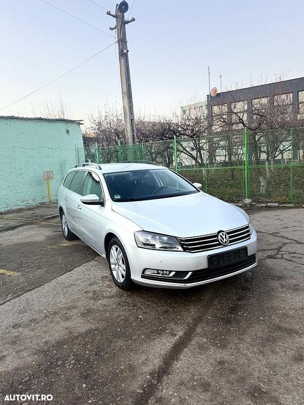 Second-hand VW Passat Comfortline 140 CP (102 kW) 2014 Culoareargint Break